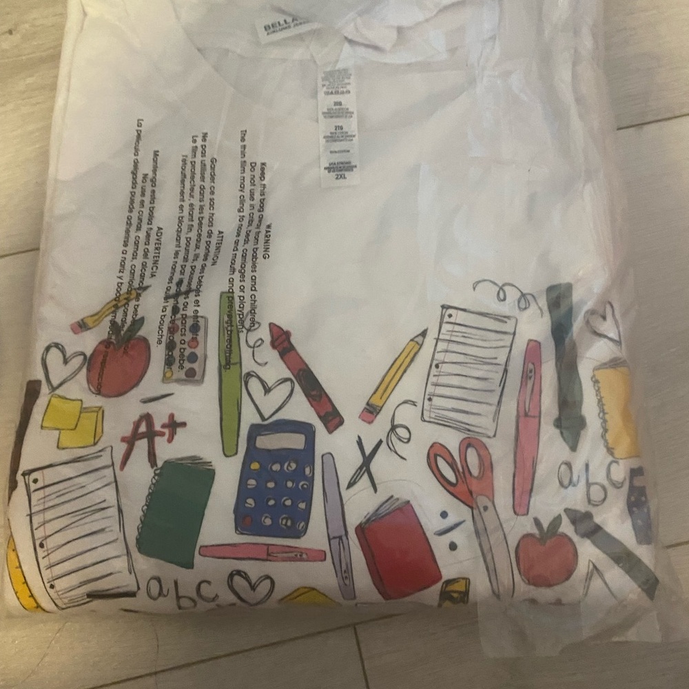 White Graphic Short Sleeve Tee